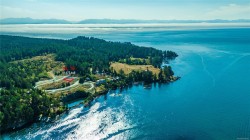 7070 Fisher Rd  Sooke, BC V9Z 1A8