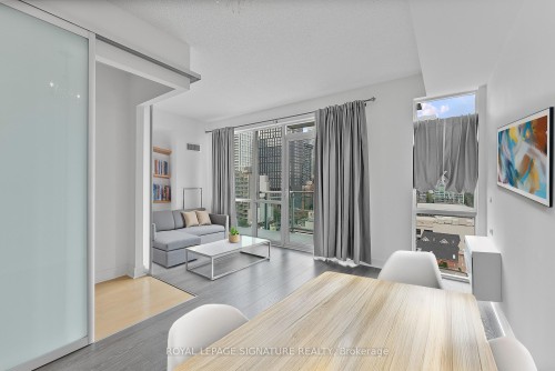 N1104-116 George Street, Toronto, ON - Indoor