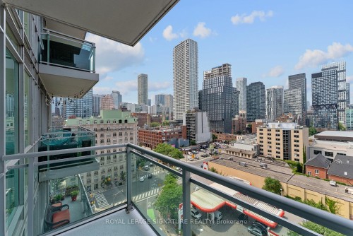 N1104-116 George Street, Toronto, ON - Outdoor