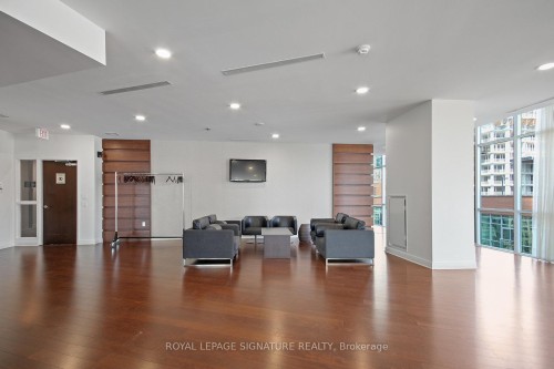 N1104-116 George Street, Toronto, ON - Indoor Photo Showing Living Room