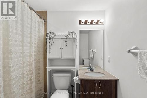 103 - 300 Essa Road, Barrie, ON - Indoor Photo Showing Bathroom