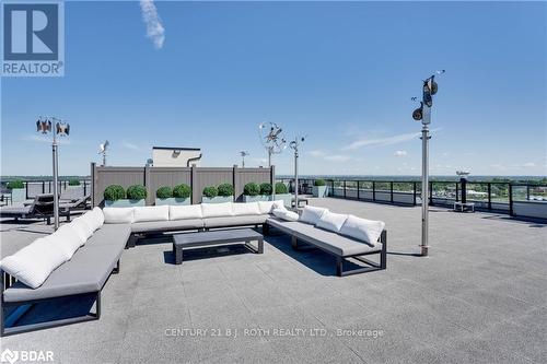 103 - 300 Essa Road, Barrie, ON - Outdoor