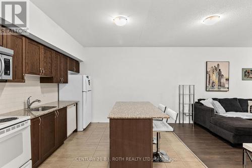 103 - 300 Essa Road, Barrie, ON - Indoor Photo Showing Kitchen