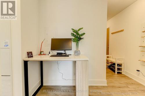 534 - 3100 Keele Street, Toronto (Downsview-Roding-Cfb), ON - Indoor Photo Showing Office