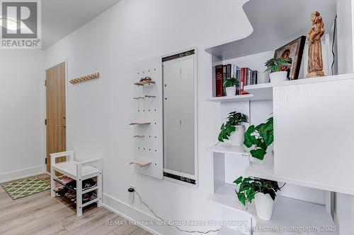 534 - 3100 Keele Street, Toronto (Downsview-Roding-Cfb), ON - Indoor Photo Showing Other Room