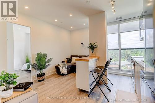 534 - 3100 Keele Street, Toronto (Downsview-Roding-Cfb), ON - Indoor