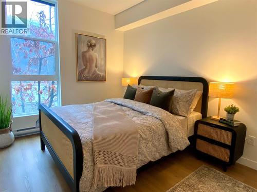 514 Victoria Street Unit# 404, Nelson, BC - Indoor Photo Showing Bedroom