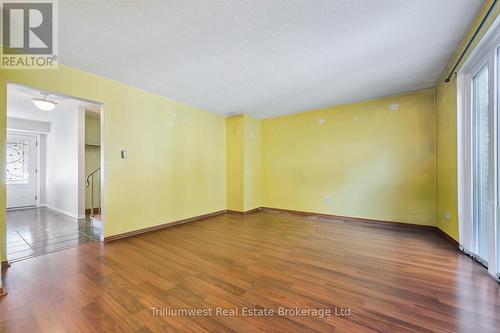 Photo has been edited to remove clutter - 3173 Gwendale Crescent, Mississauga (Mississauga Valleys), ON - Indoor Photo Showing Other Room