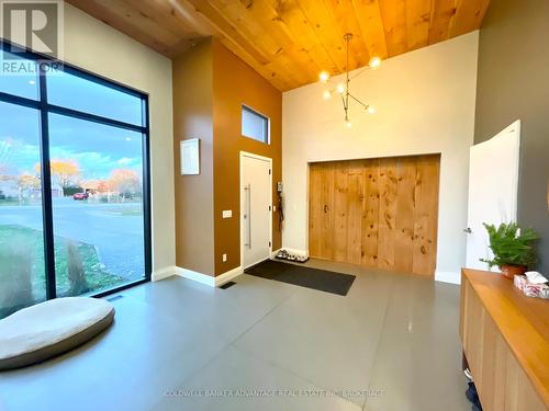 817 Doans Ridge Road, Welland (Cooks Mills), ON - Indoor Photo Showing Other Room