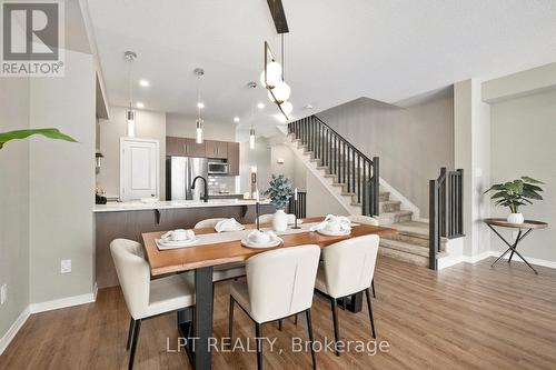 381 Cope Drive, Ottawa, ON - Indoor Photo Showing Dining Room