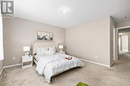 381 Cope Drive, Ottawa, ON - Indoor Photo Showing Bedroom