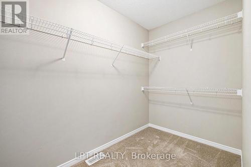 381 Cope Drive, Ottawa, ON - Indoor With Storage