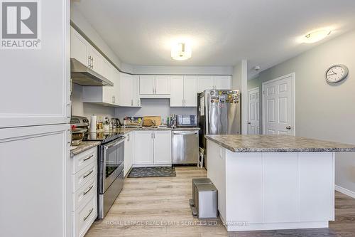 60 Netherwood Road, Kitchener, ON - Indoor Photo Showing Kitchen With Double Sink With Upgraded Kitchen