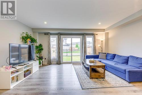 60 Netherwood Road, Kitchener, ON - Indoor Photo Showing Living Room