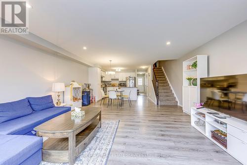 60 Netherwood Road, Kitchener, ON - Indoor Photo Showing Living Room