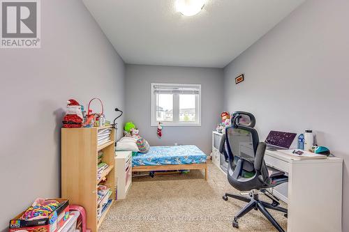 60 Netherwood Road, Kitchener, ON - Indoor Photo Showing Bedroom