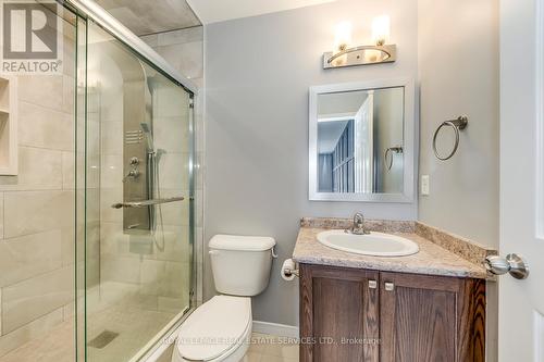 60 Netherwood Road, Kitchener, ON - Indoor Photo Showing Bathroom