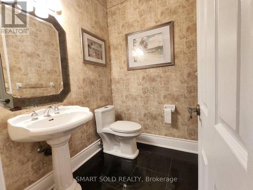 67 Chantilly Crescent, Richmond Hill, ON - Indoor Photo Showing Bathroom
