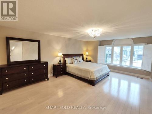 67 Chantilly Crescent, Richmond Hill, ON - Indoor Photo Showing Bedroom