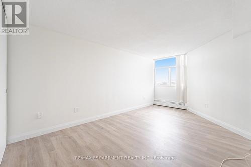 707 - 2301 Derry Road W, Mississauga, ON - Indoor Photo Showing Other Room