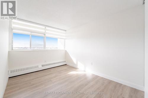 707 - 2301 Derry Road W, Mississauga, ON - Indoor Photo Showing Other Room