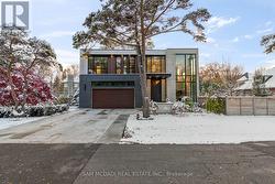 112 ELTON PARK ROAD  Oakville, ON L6J 4C1