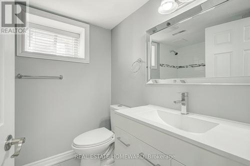 4 Moorecroft Crescent, Toronto, ON - Indoor Photo Showing Bathroom
