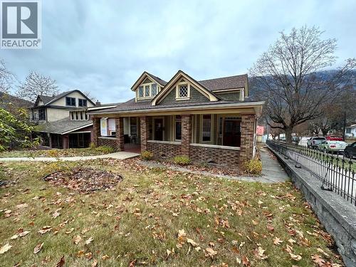 823 Baker Street, Nelson, BC 