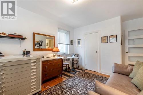 13 Mcmaster Avenue, Welland, ON - Indoor