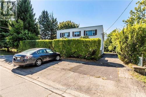 13 Mcmaster Avenue, Welland, ON - Outdoor