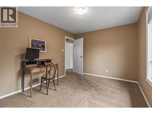 491 Terrace Drive, Coldstream, BC - Indoor Photo Showing Other Room