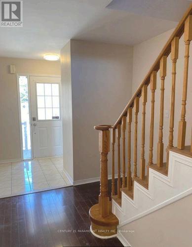 Upper - 23 Sunnybrook Crescent, Brampton, ON - Indoor Photo Showing Other Room