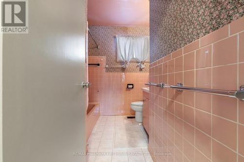 11 Merredin Place, Toronto, ON - Indoor Photo Showing Bathroom