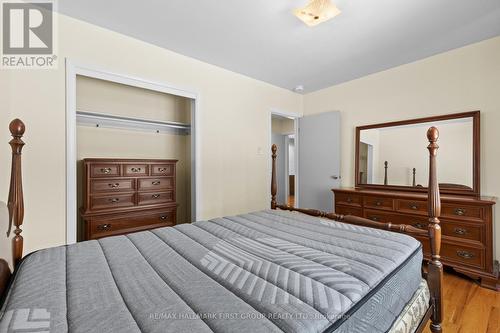 11 Merredin Place, Toronto, ON - Indoor Photo Showing Bedroom