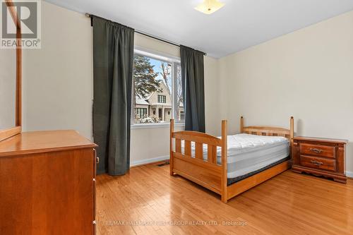 11 Merredin Place, Toronto, ON - Indoor Photo Showing Bedroom