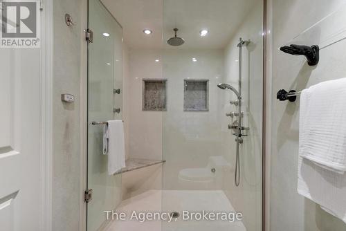 262 Mary Street, Oakville (Wo West), ON - Indoor Photo Showing Bathroom