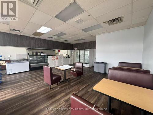 5&6 - 595 Carlton Street, St. Catharines (Carlton/Bunting), ON 