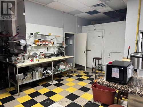 5&6 - 595 Carlton Street, St. Catharines (Carlton/Bunting), ON 