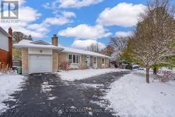 1957 SHAREL DRIVE  Ottawa, ON K1H 6W3