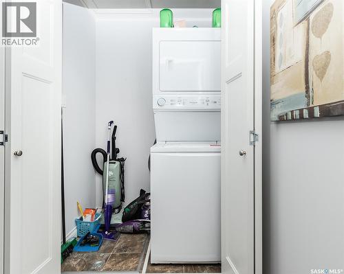 309 102 Manek Road, Saskatoon, SK - Indoor Photo Showing Laundry Room