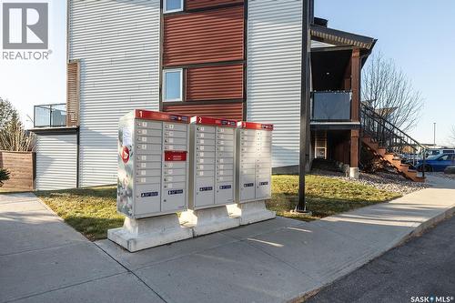 309 102 Manek Road, Saskatoon, SK - Outdoor