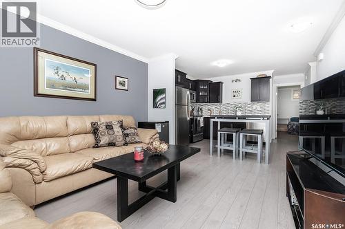309 102 Manek Road, Saskatoon, SK - Indoor Photo Showing Living Room