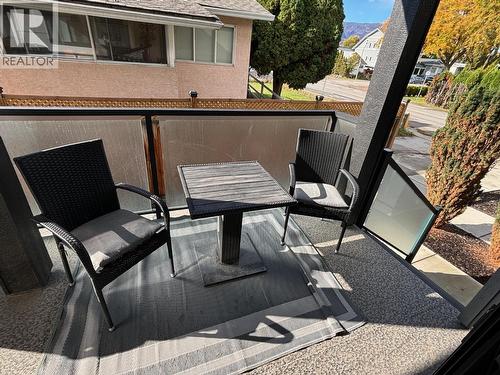 813 Rose Avenue, Kelowna, BC - Outdoor With Exterior