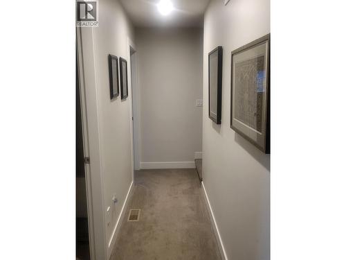 813 Rose Avenue, Kelowna, BC - Indoor Photo Showing Other Room