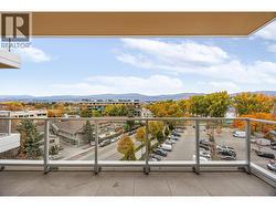 Gas and water hookups on patio - 