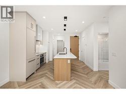 Soft, closing drawers and cupboards help keep your environment peaceful - 