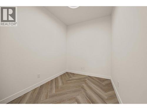 Den or home office located just off the kitchen - 3340 Lakeshore Road Unit# 601, Kelowna, BC - Indoor Photo Showing Other Room