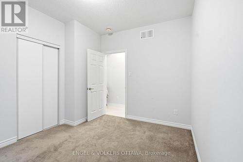 135 Anthracite Private, Ottawa, ON - Indoor Photo Showing Other Room