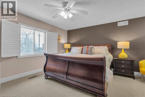 211 Terrace Wood Crescent, Kitchener, ON - Indoor Photo Showing Bedroom
