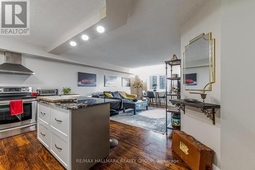 902 - 1025 Grenon Avenue, Ottawa, ON - Indoor Photo Showing Kitchen